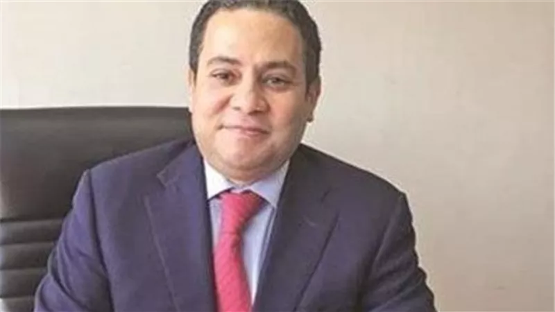 وزير قطاع الأعمال: إنشاء مصنع لإنتاج السكر بالمنيا بتكلفة تبلغ مليار جنيه