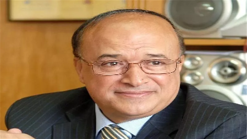 القومى لحقوق الإنسان: السفير محمود كارم طلب تجميد عضويته بعد الإنضمام لحملة السيسى الإنتخابية