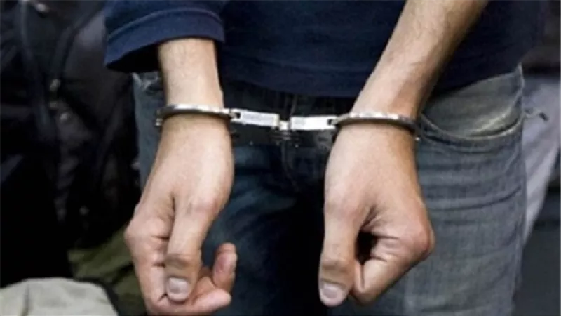 ضبط قائد سيارة أجرة لقيامه بسرقة مبلغ مالى من أحد المواطنين 