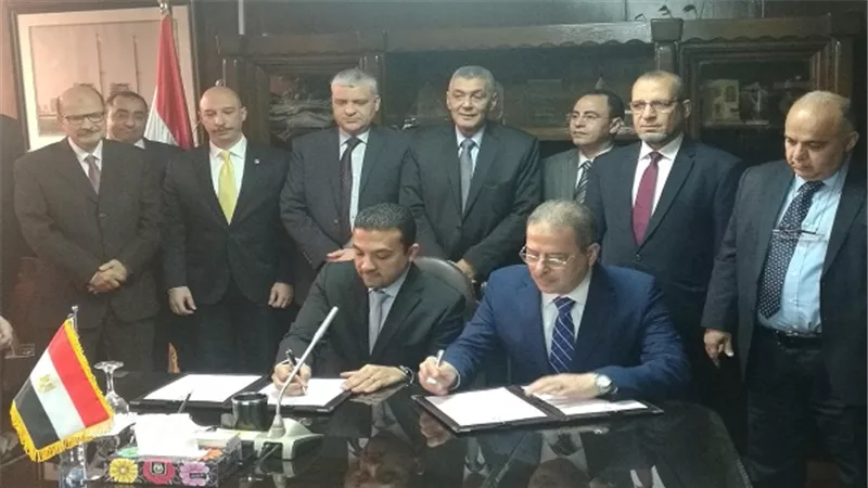الكهرباء: توقيع عقد عملية مهمات التركيبات الكهربائية لكل من مشروع محطة كهرباء أسيوط (الوليدية) 