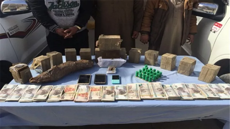 ضبط 6 قضايا ضُبط خلالها 44 كيلوجرام من مخدر الحشيش و 6 قطع أسلحة نارية