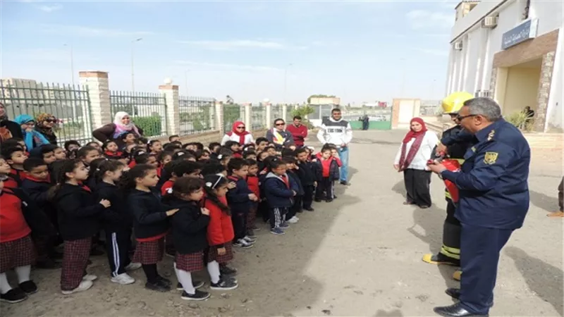 إدارة الحماية المدنية بالمنيا تستقبل عدداً من طلاب مدارس النيل الدولية
