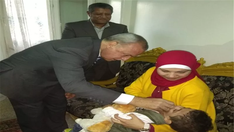 محافظ قنا: بدء الحملة القومية للتطعيم ضد شلل الأطفال بقنا