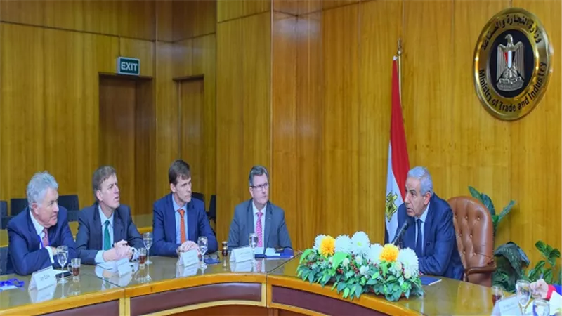 قابيل: مصر تفتح ذراعيها لاستقبال المزيد من الاستثمارات البريطانية في مختلف القطاعات الانتاجية والخدمية