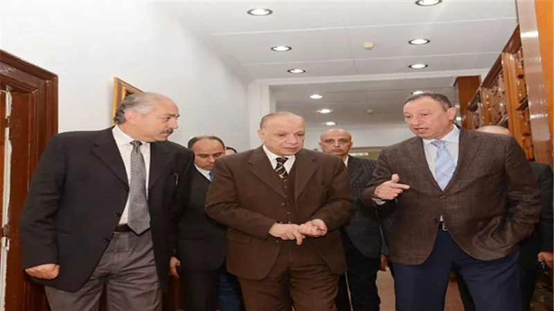 محافظ القاهرة يستقبل كابتن محمود الخطيب