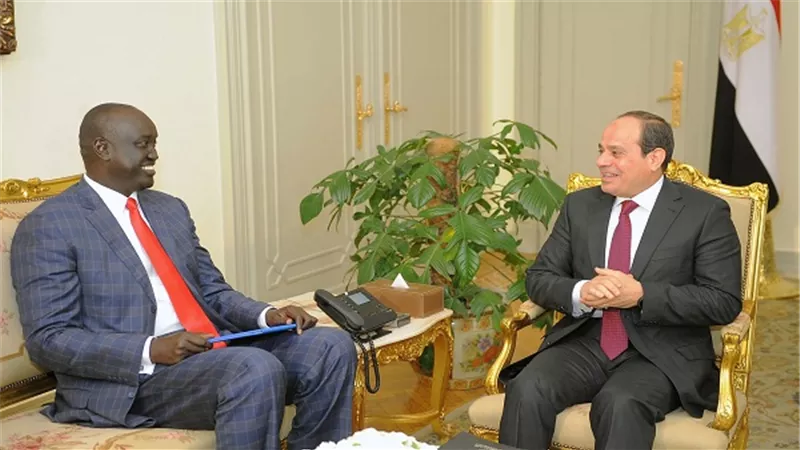 بالصور.. استقبال الرئيس السيسي لوزير شئون الرئاسة بجنوب السودان