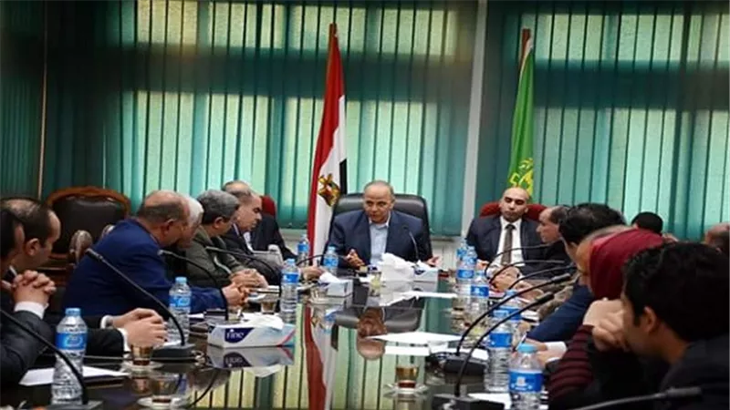 محافظ القليوبية لممثلي الأحزاب: يجب علينا رفع مستوى الوعي بضرورة المشاركة في الإنتخابات