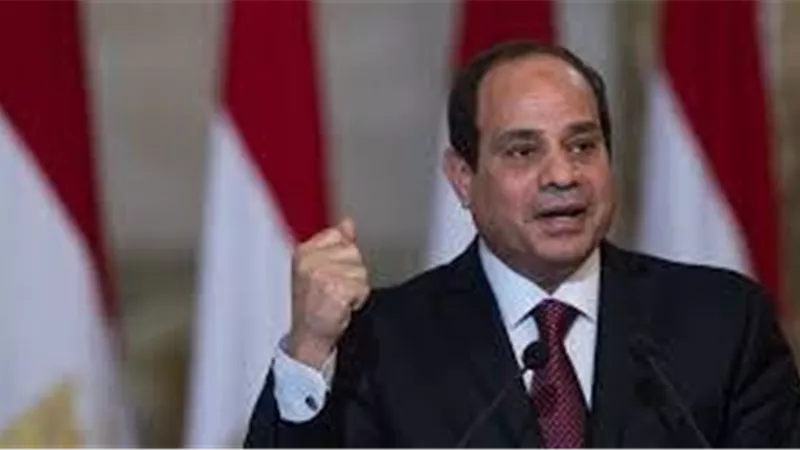 الرئيس السيسي يزور كلية الشرطة ويتفقد التدريبات الصباحية للطلاب