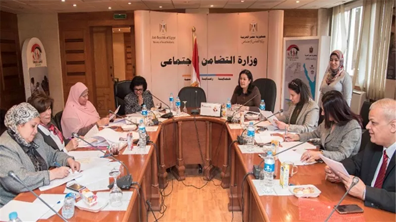 اجتماع اللجنة المركزية لاختيار الأمهات المثاليات على مستوى الجمهورية 