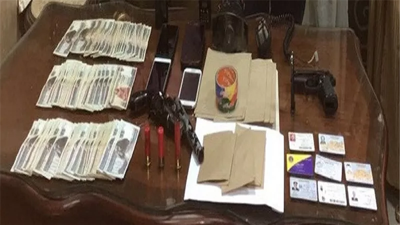 ضبط تشكيل عصابى تخصص فى سرقة المواطنين بأسلوب إنتحال صفة رجال الشرطة