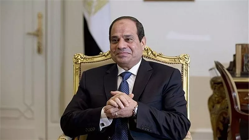 السيسي يعقد اجتماعاً مع وزير الاتصالات