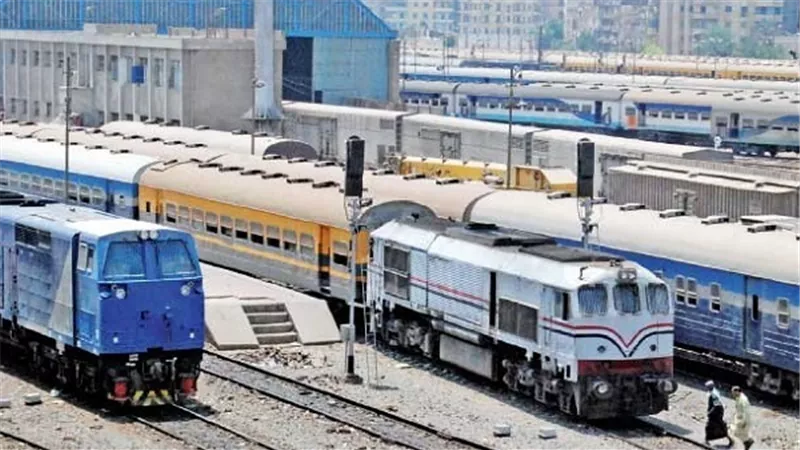 السكة الحديد تنفي نشوب حريق بجرار قطار على خط المناشى