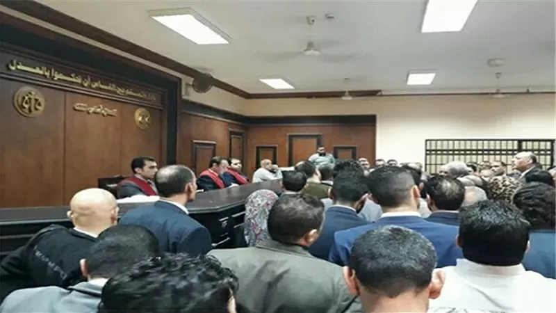 ١٨ مارس الحكم في إستئناف ١٢ محامي بشبين القناطر على حبسهم بتهمة التجمهر