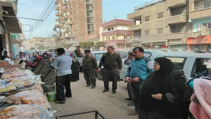 بالصور.. تحرير ٧٥ محضر تمويني في حملة مكبرة بكفر شكر