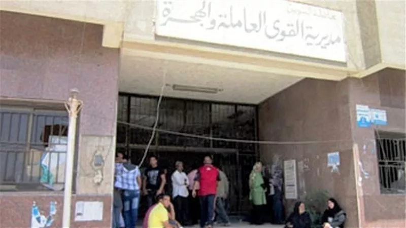 تسجيل العمالة الغير منتظمة بالقوي العاملة بالسويس حتى نهاية مارس