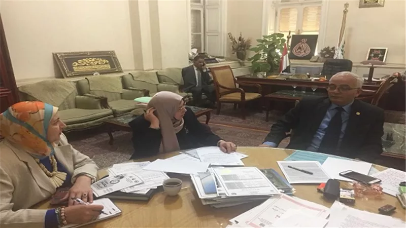 حجازى يناقش تنفيذ التسهيلات المقدمة لطلاب شمال سيناء