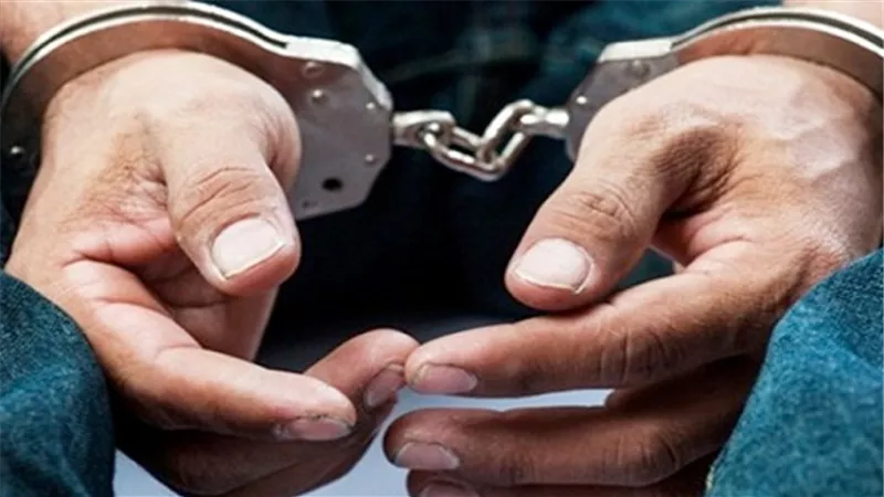 ضبط عاطل أثناء إدخاله  أقراص مخدرة لنجل خاله المحبوس بالخانكة