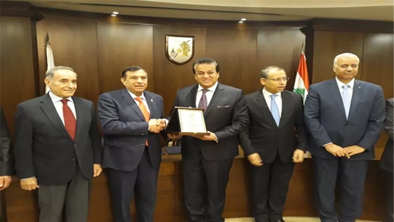 وزير التعليم العالي يشهد توقيع اتفاقية تعاون بين جامعتي بيروت العـربية والإسكندرية