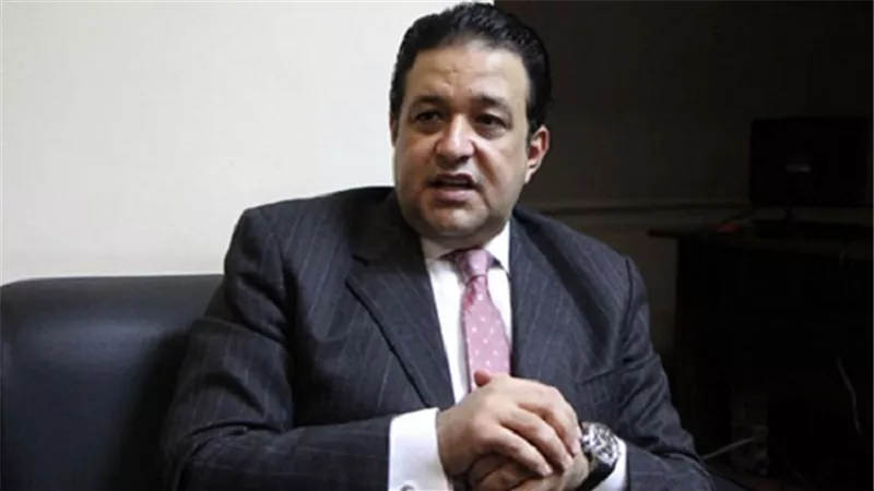 علاء عابد: مختار جمعة وزير خارج المنافسة ويستحق الإشادة