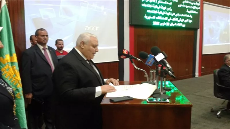 رئيس هيئة الإنتخابات.. يحمل عمداء الكليات أمانة توعية الطلاب بأهمية المشاركة فى الإنتخابات الرئاسية