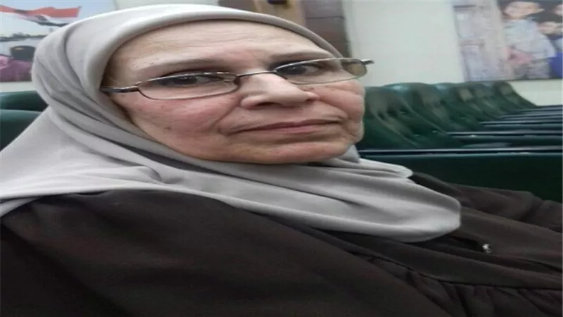 نجلة الفائزة بلقب الأم المثالية بالقليوبية: والدتي ربتنا رغم مرتبها الزهيد