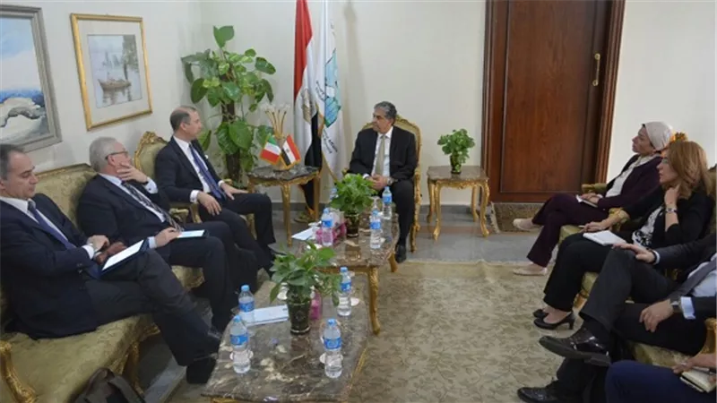 فهمي يلتقي السفير الإيطالي ووفد إحدى الشركات الايطالية العاملة في مجال الطاقة