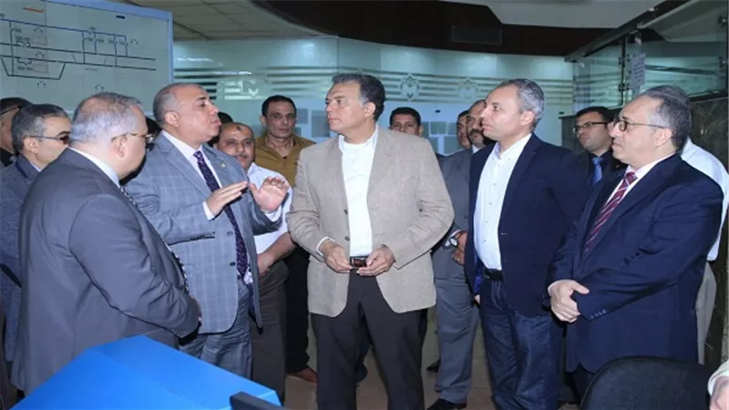  وزير النقل في جولة تفقدية  لغرف التحكم  المركزى بخطوط المترو الثلاثة 