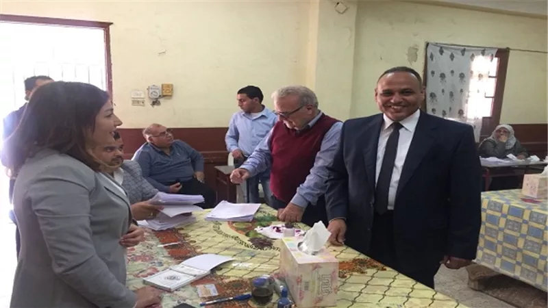 رئيس أكاديمية البحث العلمي يدلي بصوته في الانتخابات الرئاسية 2018