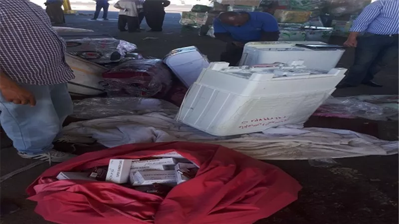 جمارك سفاجا تضبط 13 محاولة لتهريب طائرتى تجسس ومستحضرات تجميل ومبيدات واسمدة