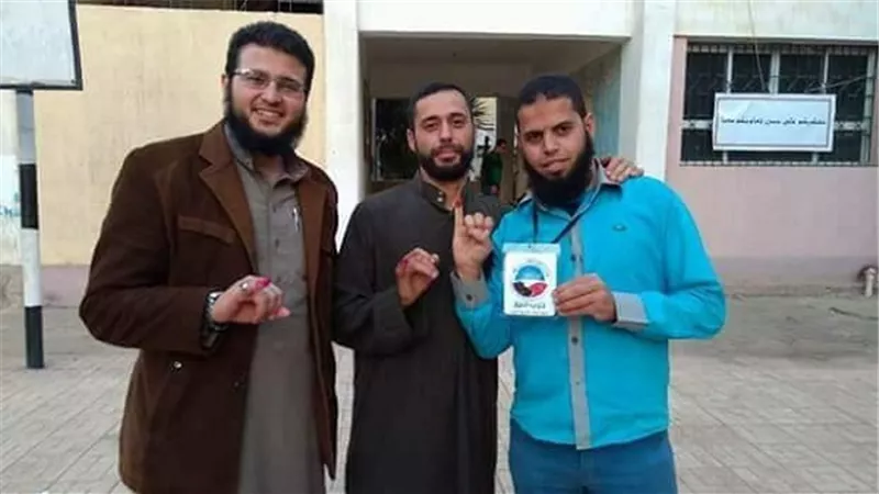 بالصور.. حزب النور يحشد المواطنين للمشاركة في الانتخابات بالقليوبية