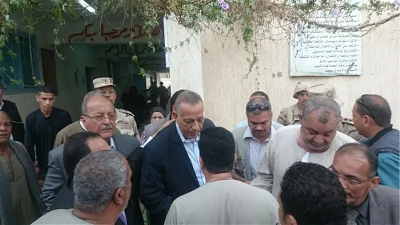 محافظ الجيزة يواصل جولاتها الميدانية على اللجان الانتخابية بالمحافظة