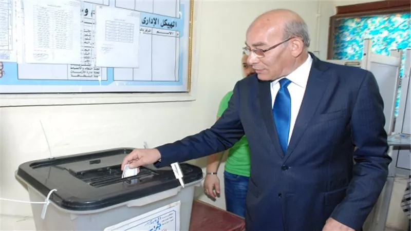 وزير الزراعة يدلي بصوته في الانتخابات الرئاسية