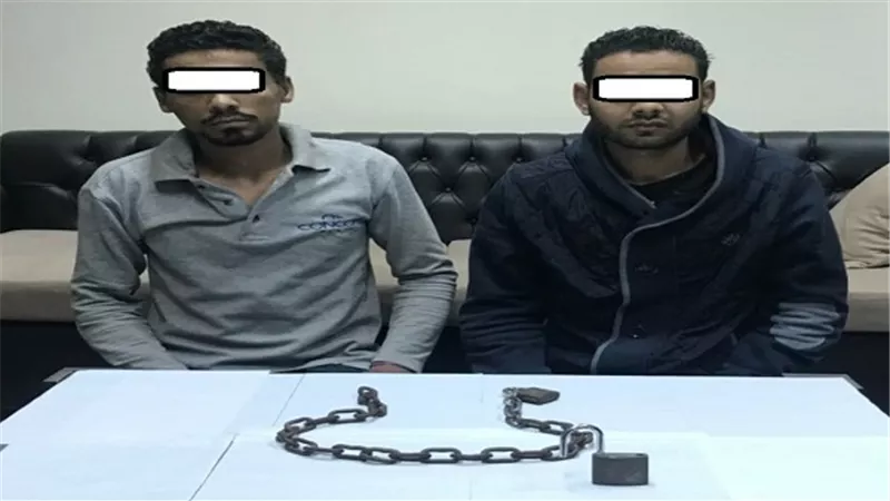 ضبط شخص قام بمساعدة أخر فى إحتجاز شقيقته والتعدى عليها حتى وفاتها 