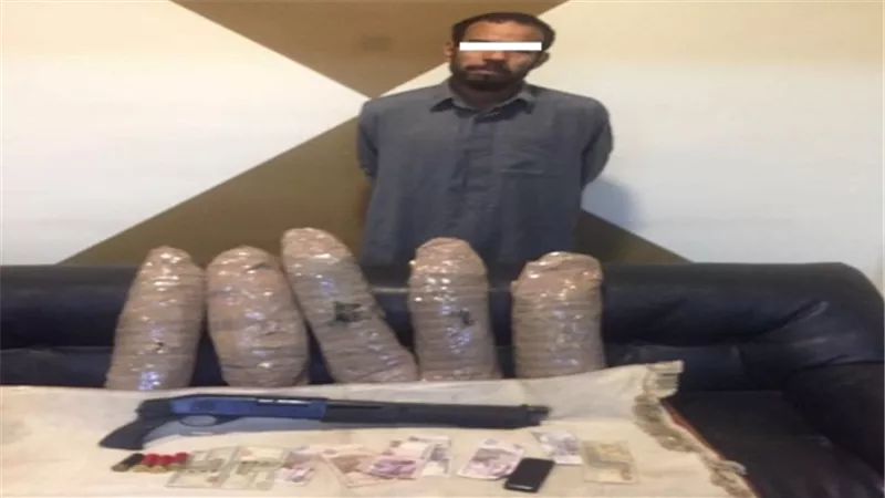 ضبط هارب من أحد السجون وبحوزته سلاح نارى و15 كيلو بانجو 