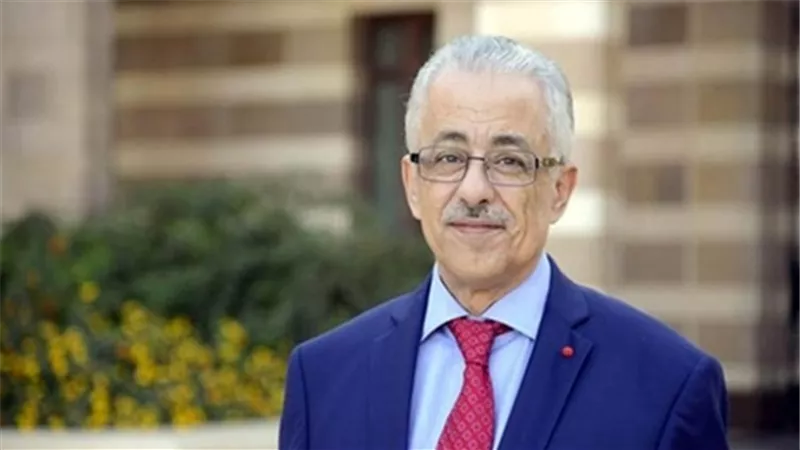 وزير التعليم يهنئ الرئيس السيسى لفوزه فى الانتخابات الرئاسية بفترة ولاية ثانية 