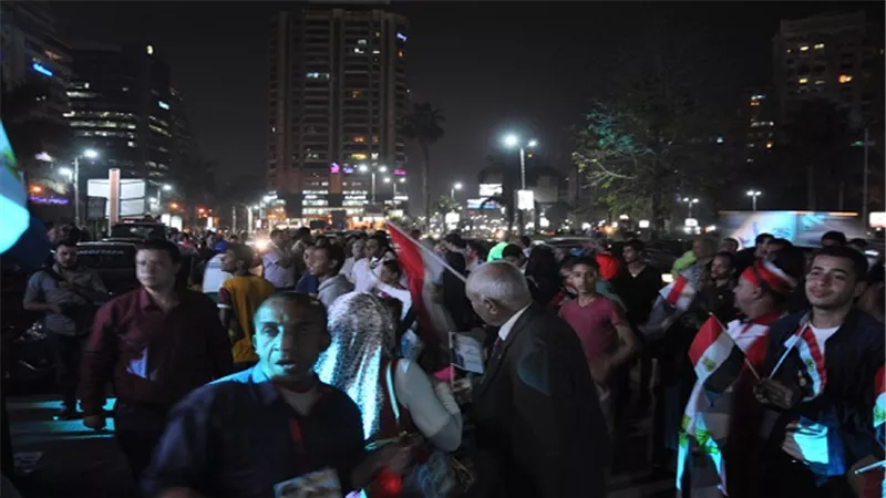 مواطنى الجيزة تحتفل بالولاية الثانية للرئيس السيسى