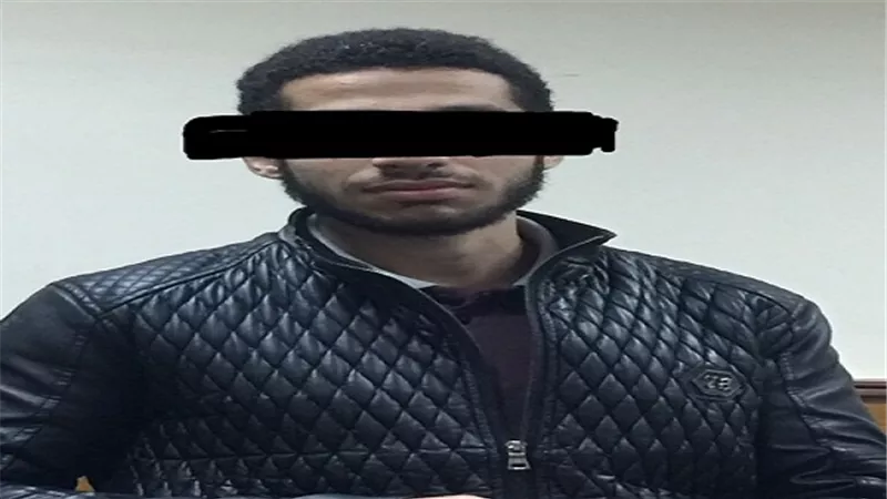 ضبط أحد الأشخاص لقيامه بإستخدام بطاقات إئتمانية خاصة بعملاء البنوك الأجنبية