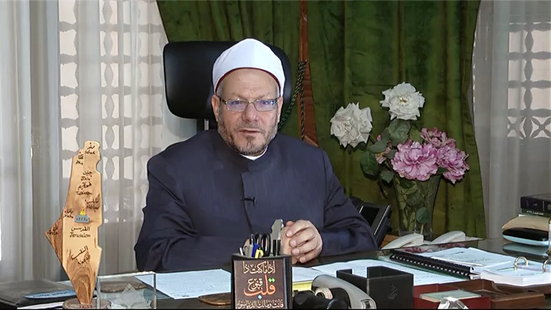 مفتي الجمهورية يتحدث عن الأيتام في 