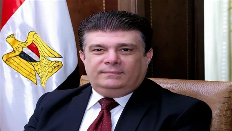 حسين زين يهنئ الأخوة الاقباط  بمناسبة عيد القيامة المجيد 