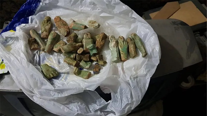 ضبط أربعة أشخاص لقيامهم بالحفر بقصد البحث والتنقيب عن الآثار
