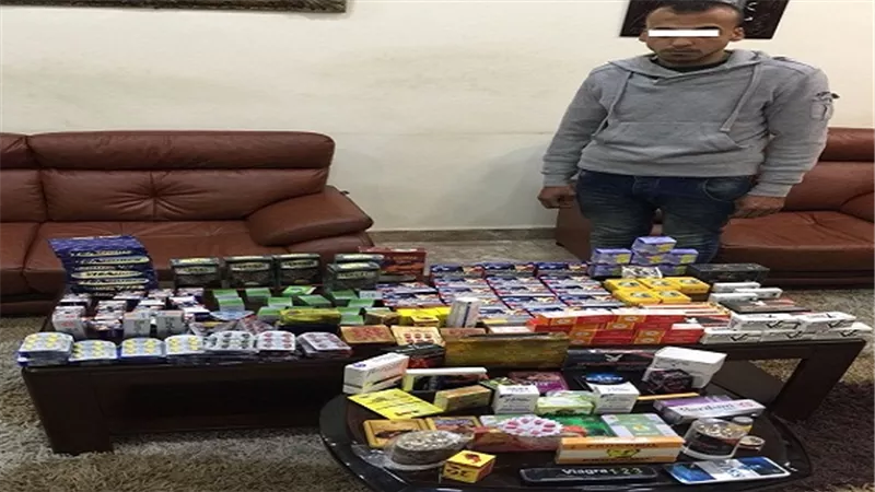 ضبط أحد الأشخاص وبحوزته 15 ألف قرص منشط مجهول المصدر 