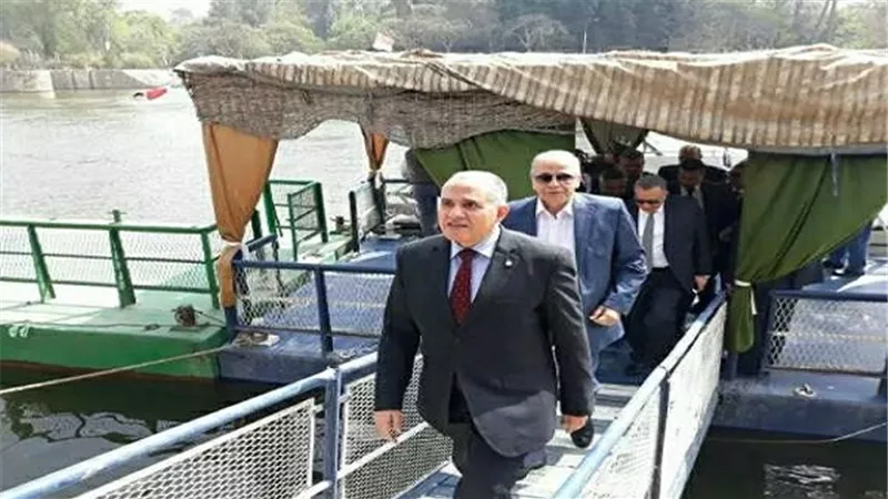 بالصور.. وزيري الري والآثار يشهدان ماراثون للدراجات البخارية لطلاب المدارس بمدينة القناطر الخيرية