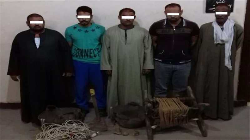 ضبط ثلاثة أشخاص وبحوزتهم 3 قطع أسلحة نارية 