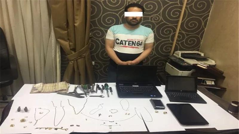 ضبط شخص بإرتكاب سرقة من داخل إحدى الشقق السكنية بالساحل