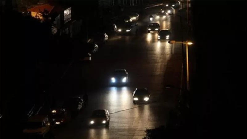 محافظ قنا.. فصل التيار الكهربائي عن بعض المناطق بمدينة قنا