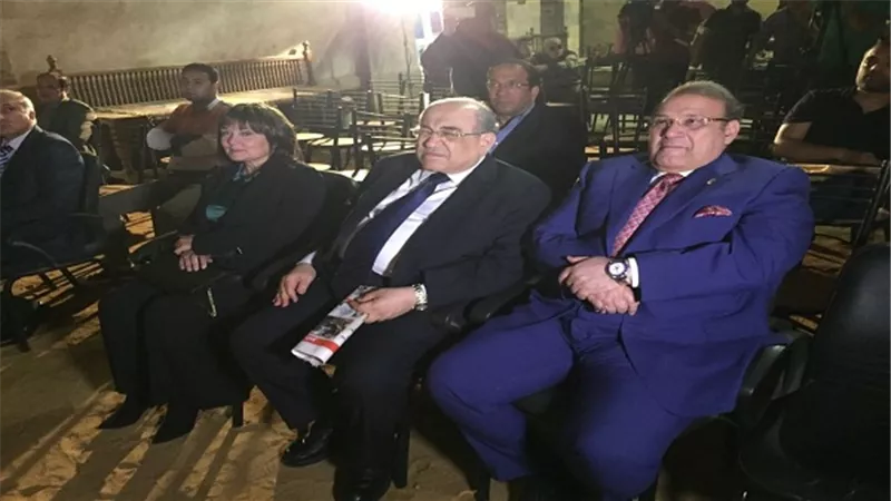 الليلة.. قناة المحور تحتفل بذكرى رحيل الخال عبد الرحمن الأبنودى