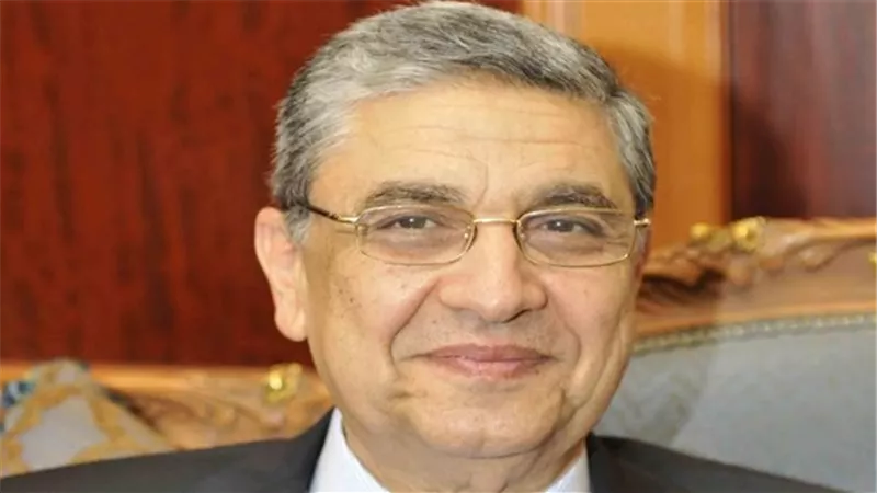 وزير الكهرباء يبحث دعم سبل التعاون بين قطاع الكهرباء المصرى وشركتين صينيتين