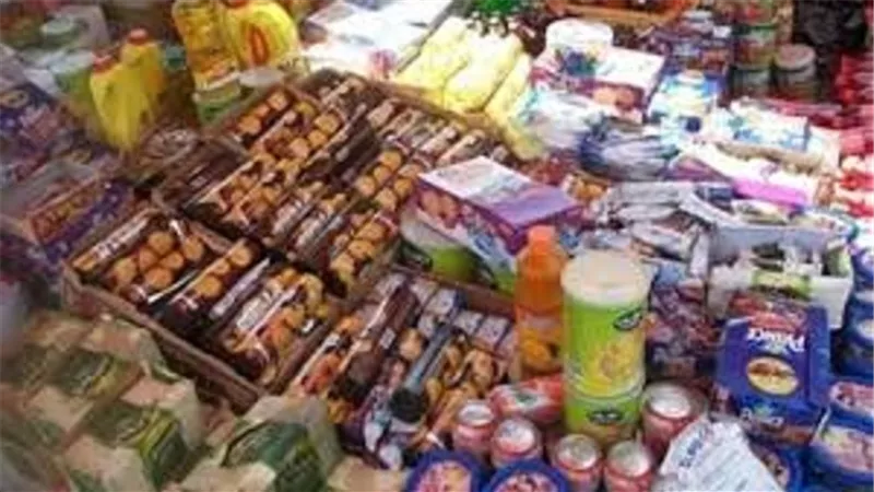 ضبط 14 سلع غذائية غير صالحة للاستهلاك الادمى فى بنى سويف