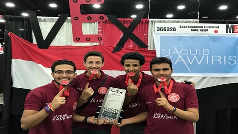 تعليم السويس: حصول طلاب مدرسة الصناعات المتقدمة على جائزة التميز فى امريكا