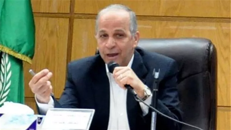 إجتماع تنسيقي لبدء إدخال الإنترنت لـ 143 مدرسة ثانوية بالقليوبية